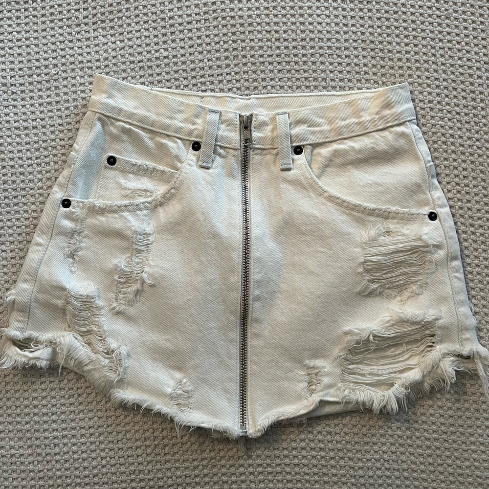 CARMAR White Denim Skirt, Size 25